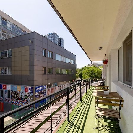 Downtown Victoria Studios By Citybookings 布加勒斯特 外观 照片